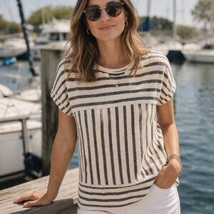 Olive & Oak Cream and Gray Striped Short-Sleeve Knit Top